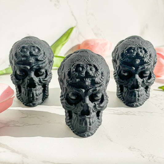 Obsidian Skull Carving