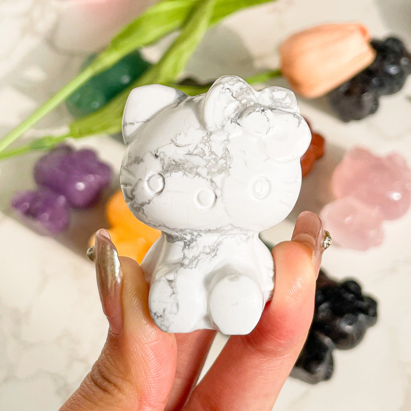 Crystal Hello Kitty carving